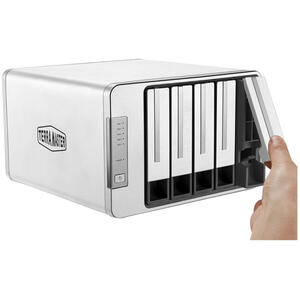 Terramaster DAS, D5-300C