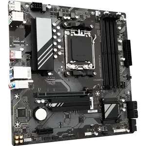 Placa de baza GIGABYTE A620M GAMING X